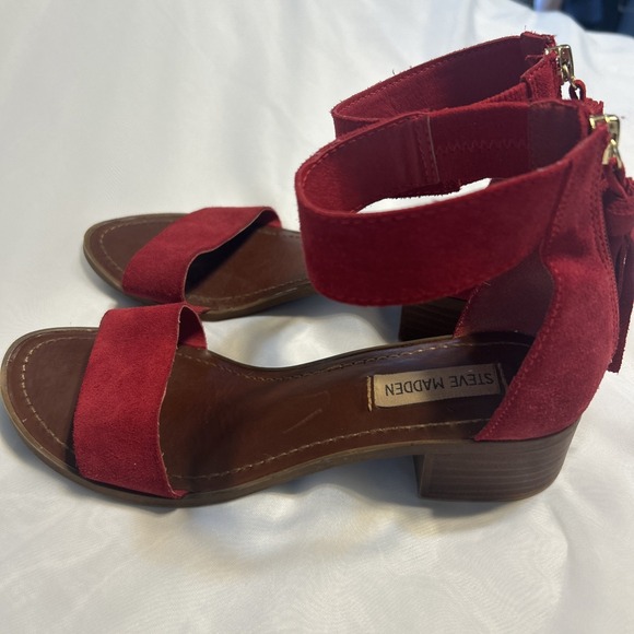 Steve Madden Red Darcie Women's Sandles US Size 7.5 Leather Upper Zipper Back - Picture 4 of 12